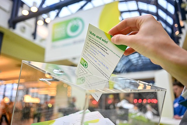 Stimmabgabe für den Fruit Logistica Innovation Award (FLIA) © Messe Berlin GmbH